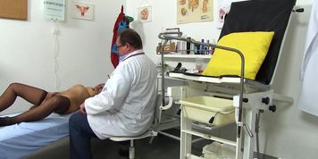 Chubby Gipsy MILF Caught Naked by her Kinky Gynecologist
