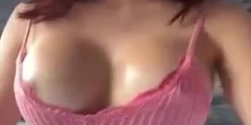 kiaraakitty - Titty Slip
