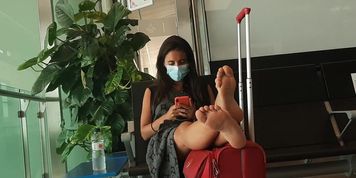 Girl hot soles feet legs in airport barcelona with mask part 2 look me
