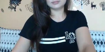 Hot brunette with great tits camgirl 4