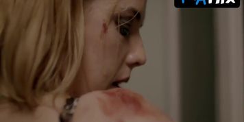Agyness Deyn Butt,  Bush Scene  in Electricity