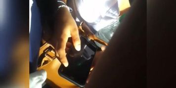 Flash Bulge  she talking on her phone