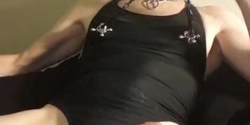 Kinky nipple stretching masoslut ballbusting