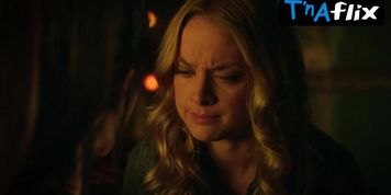 Anna Silk Lesbian Scene  in Lost Girl