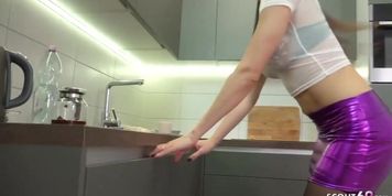 Slim Abs Fitness Model Kitana Seduce To Screw At Real Pick Up Street Casting (Kitana Lure)