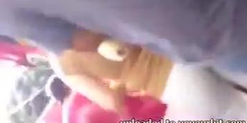 RICAS NALGAS DE MADURA EN EL TIANGUIS.
