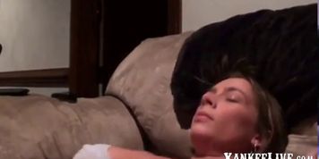 wifey screaming orgasm