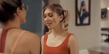 Teen is just sexual gift for a threesome