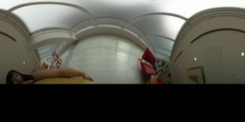 Giantess VR14