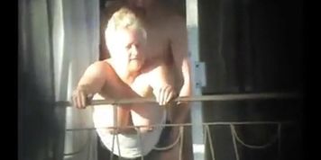 Hidden cam couple and she finds out (HiddenCouple)