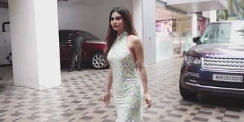 Mouni roy sexy