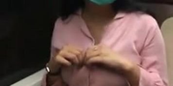 Boobs Flash On Public Transport