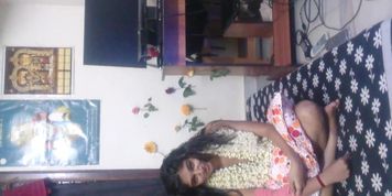 Solo indian slut on her webcamera video