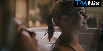 Lena Klenke Bikini Scene  in How To Sell Drugs Online (Fast)
