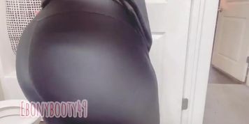 Come sniff my farts
