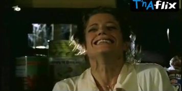 Marie Baumer Bush Scene  in Krieger Und Liebhaber