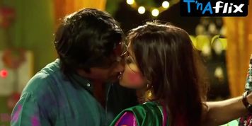 Rhea Chakraborty Sexy Scene  in Sonali Cable