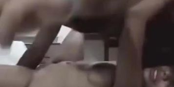 Bangladeshi girl has sex with her boyfriend in hotel room