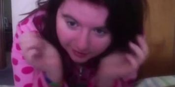Ass Spread on Webcam - video 5