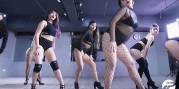 Sexy Dance - video 12