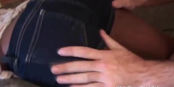 Ebony Lives A Sex-Godess Lifestyle