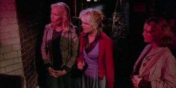 It's a Fantasyworld (Isis Taylor, Laurien Dominique)