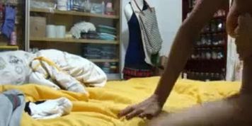 Guy Fucks his sexy asian girl with a big