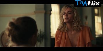 Elektra Jansson-Kilbey Underwear Scene  in Shantaram