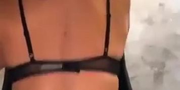*Milf Doggystyle*-(Read Descripti0n.)