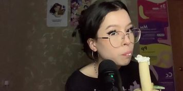 I thought she was innocent lol: LUV BEZZY, a Russian (RussianBeauty)
