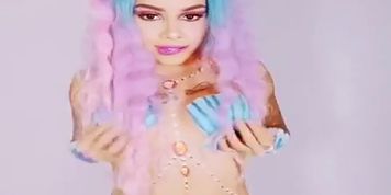 Mestiza venezuelan singer. See her Onlyfans videos in exe.io/mestiza
