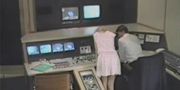 Electric Blue UK-10 - Farrah Fawcett & Koo Stark Nude (1982) (Charlie Dean)