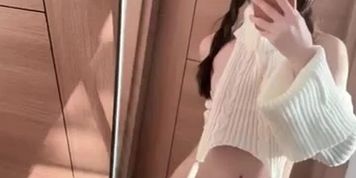 PuddingNice with white outfit (1)