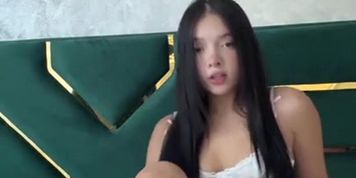 Caro Bell Unpacks Her New Toys And Tries Them Out (jade harper, keysi tygirl, sixtine, sophia caponi)