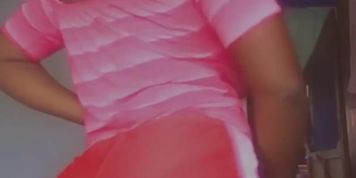 STEPDADDY LOVE MY BIG ASS SO I TWERK FOR HIM ON SKYPE (MUST WATCH)