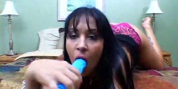 PORNSTARSONWEBCAM - Brunette Babe In Heat (Nicoline Yiki)