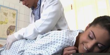 DDF NETWORK - 18yo euro brunette giving head to her ob gyn (Kaylana Reese)