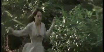 Elaine Cassidy Sexy Scene  in A Room With A View