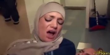 Muslim maid anal getting fucked rough (Mia Khalifa)