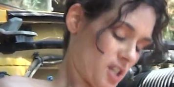 The Bus to school turns into a place of Sin and Orgasm!!!