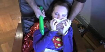 supergirl (Alisa Kiss)