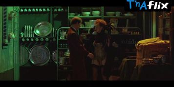 Helen Mirren Bush Scene  in The Cook, The Thief, His Wife AND Her Lover