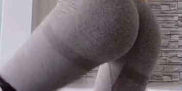 ?APG HSK_1?ASIA GIRL YOGA PANTS GYM BIG ASS