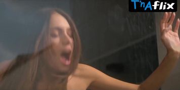 Laura Archbold Sexy Scene  in Medusa