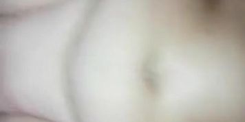 porota cojiendo clitoris grande y rojo