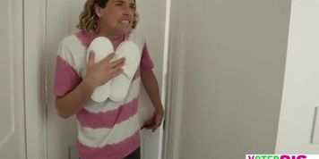 Accidently slipped my cock inside my new stepsister who told me to keep going
