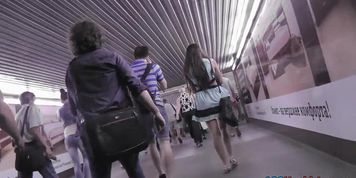 A-line skirt on a petite bum in accidental upskirt vid
