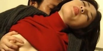 Takako has hairy crack licked and rubbed