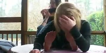 Amateur girls outdoor mutual foot worship