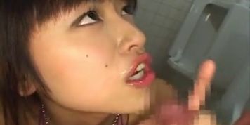 JAV Spinner gives bathroom BJs